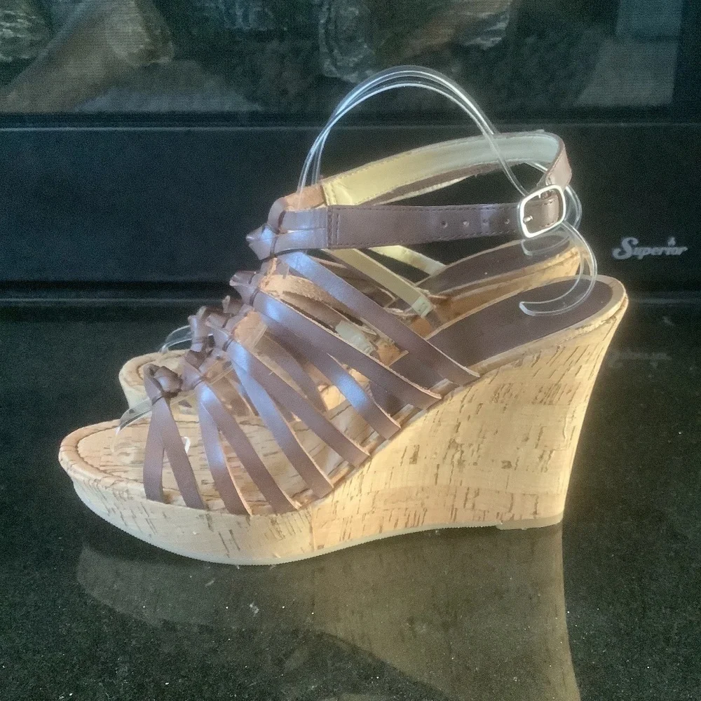 NEW Marc Fisher MFCARNIE Leather Cork Wedge Ankle‎ Strap Sandal Sz 10